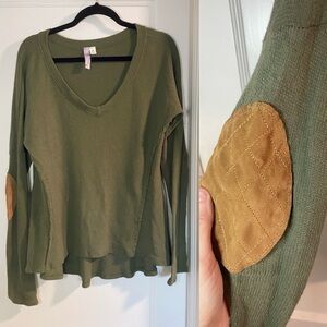 Army green v neck elbow patch tunic sweater top size medium